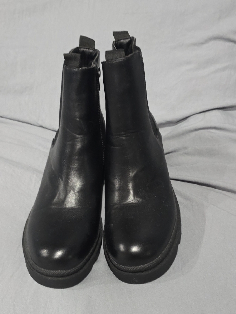 Pierre Dumas Black Chunky Chelsea Platform Booties - Picture 3 of 6